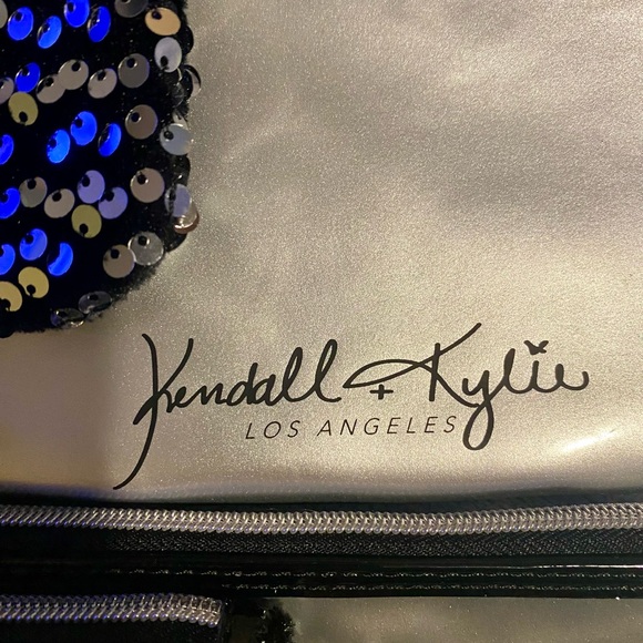 Women's purses. Brand new never used. NWOT. By Kendall and Kyle. - Picture 5 of 8